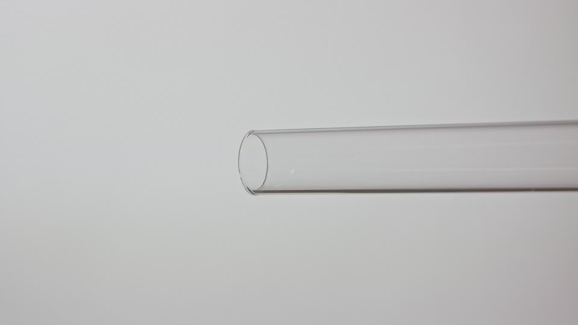 Ladda video: Film som visar den unika tätningsfunktionen hos Yelloc-pluggar monterade helt utan verktyg.